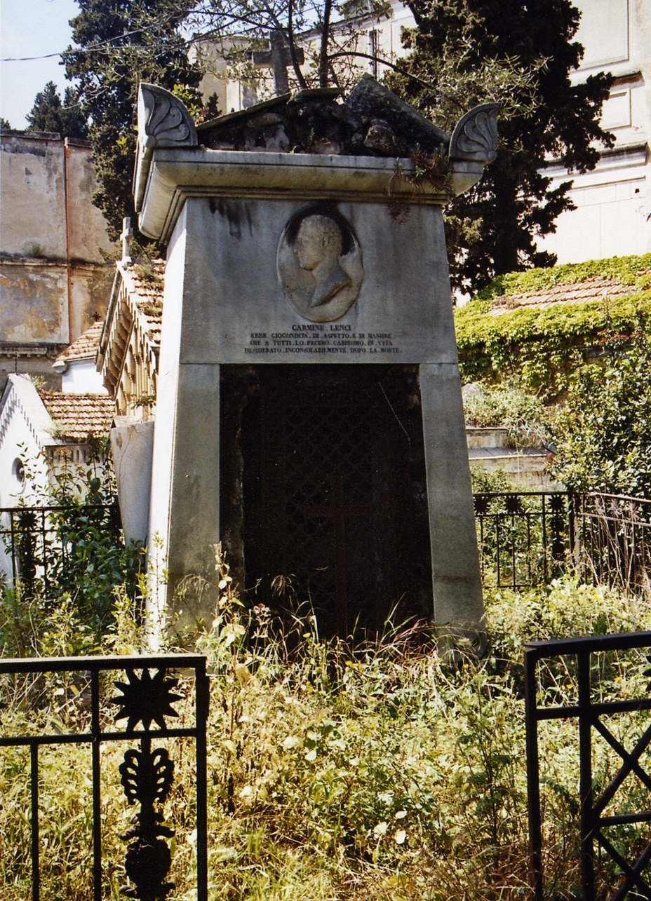 monumento funebre di Angelini Tito (maniera) (sec. XIX)