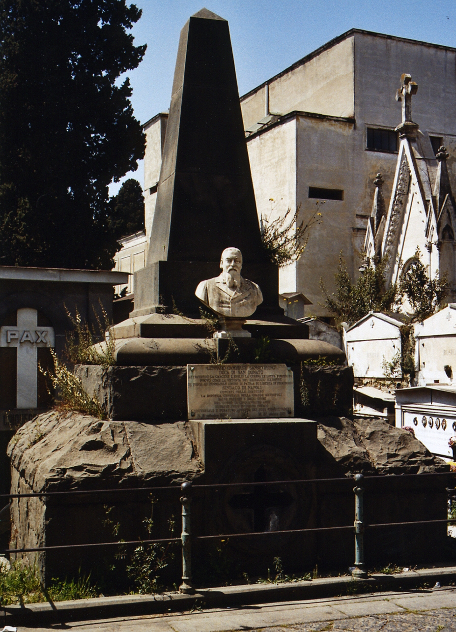monumento funebre di Mossutti Enrico, Rubinacci Alessandro (sec. XIX)
