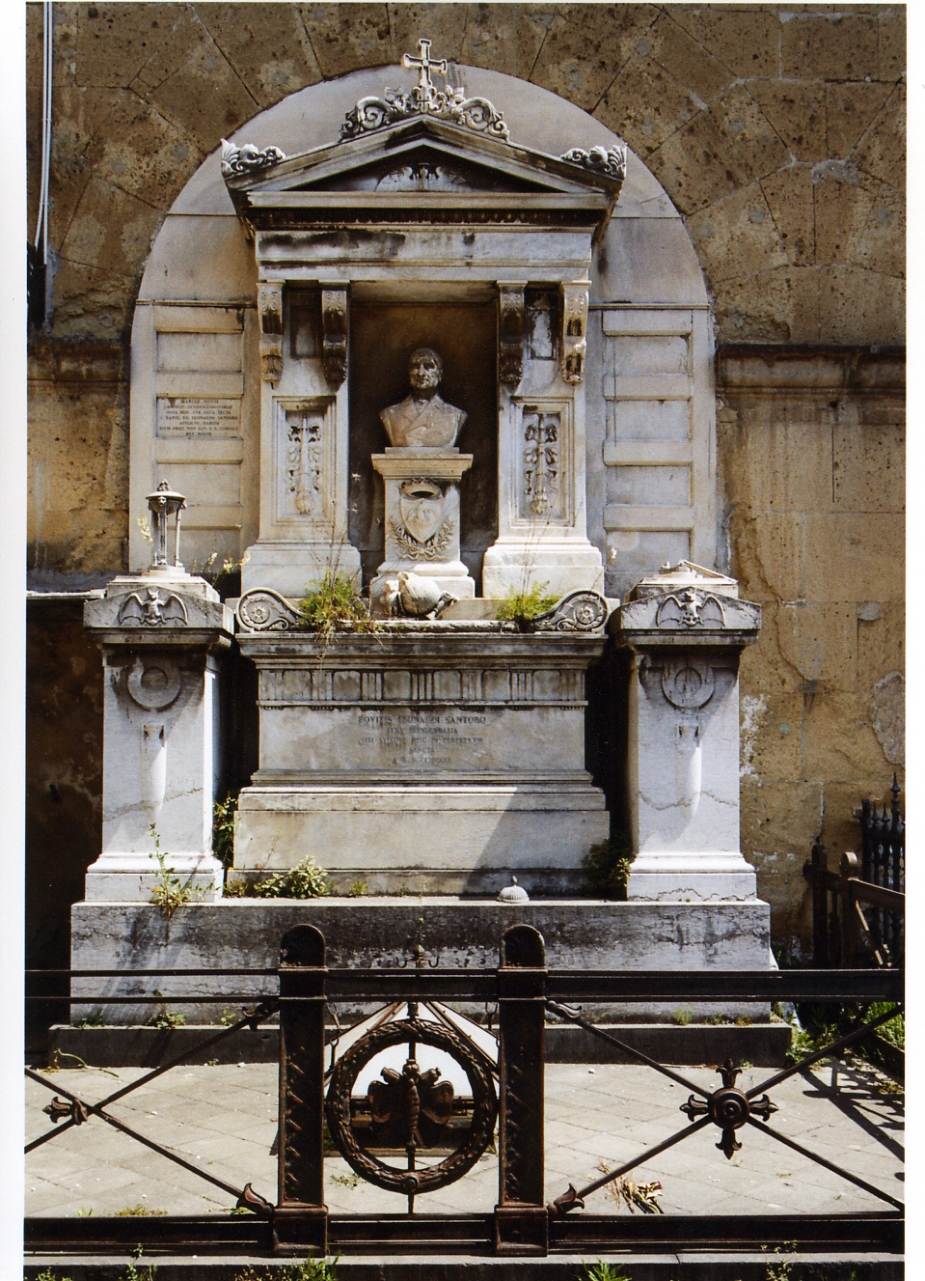 monumento funebre di Vitolo L (sec. XIX)