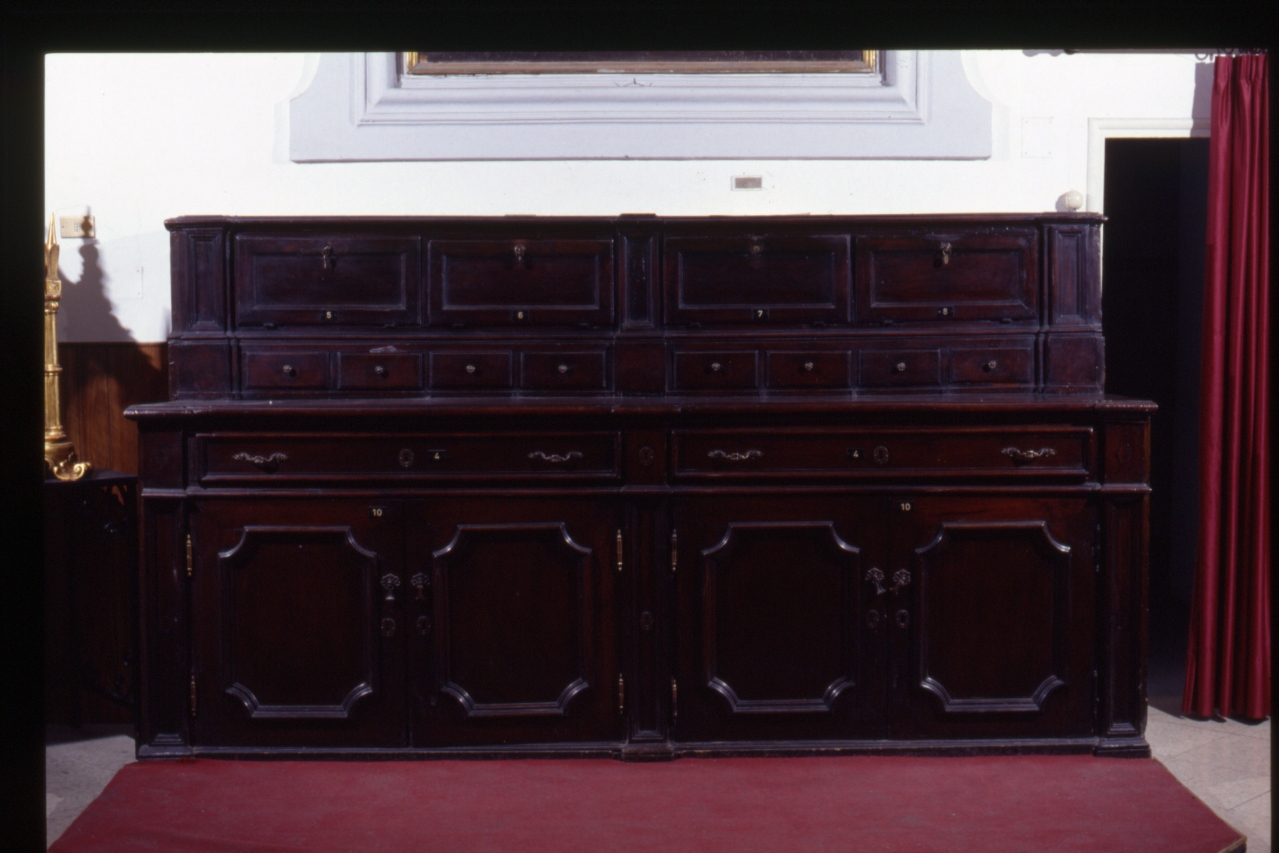 mobile da sacrestia - bottega napoletana (fine sec. XVIII)