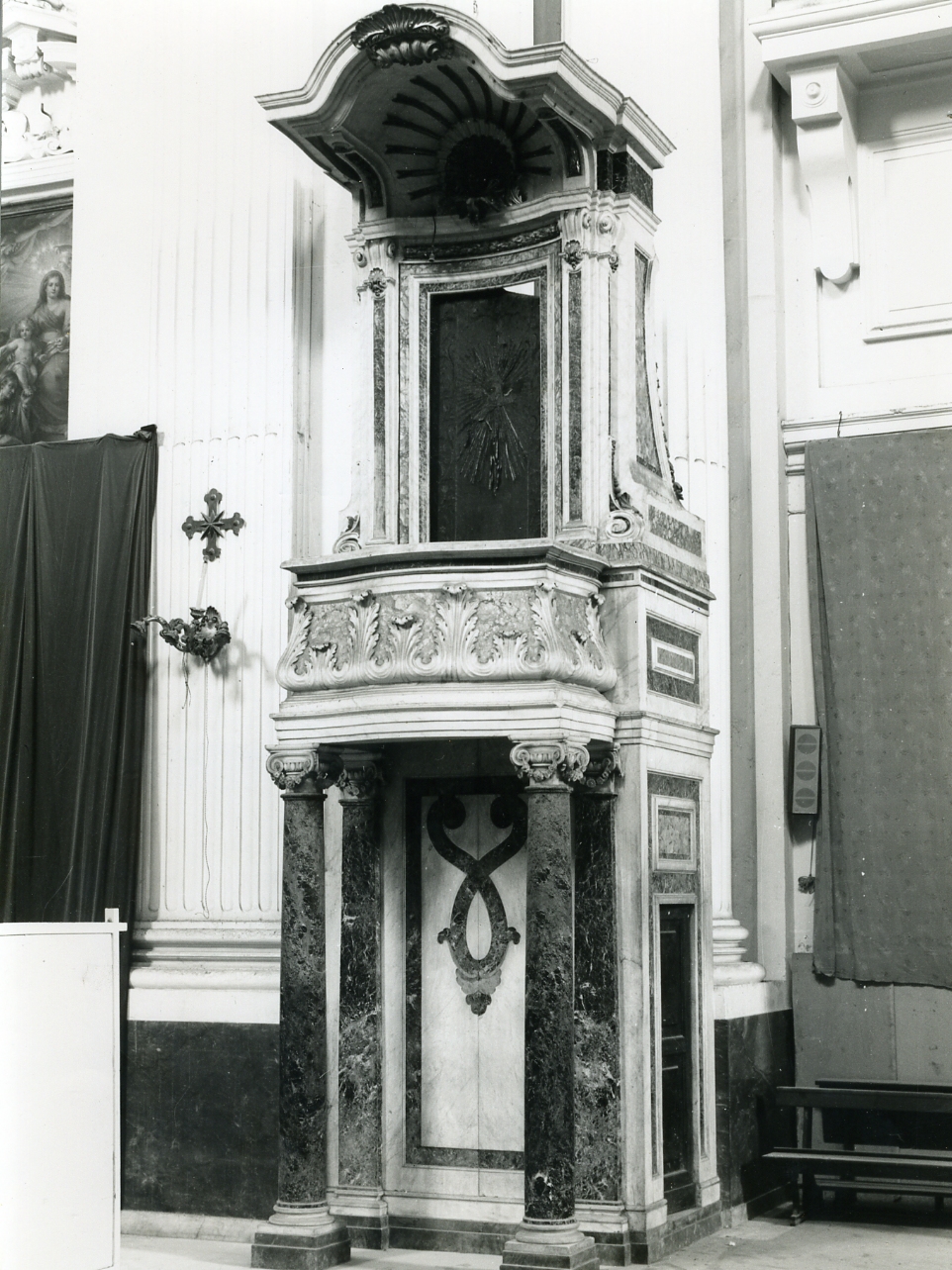 pulpito - bottega napoletana, bottega napoletana (inizio sec. XVII)