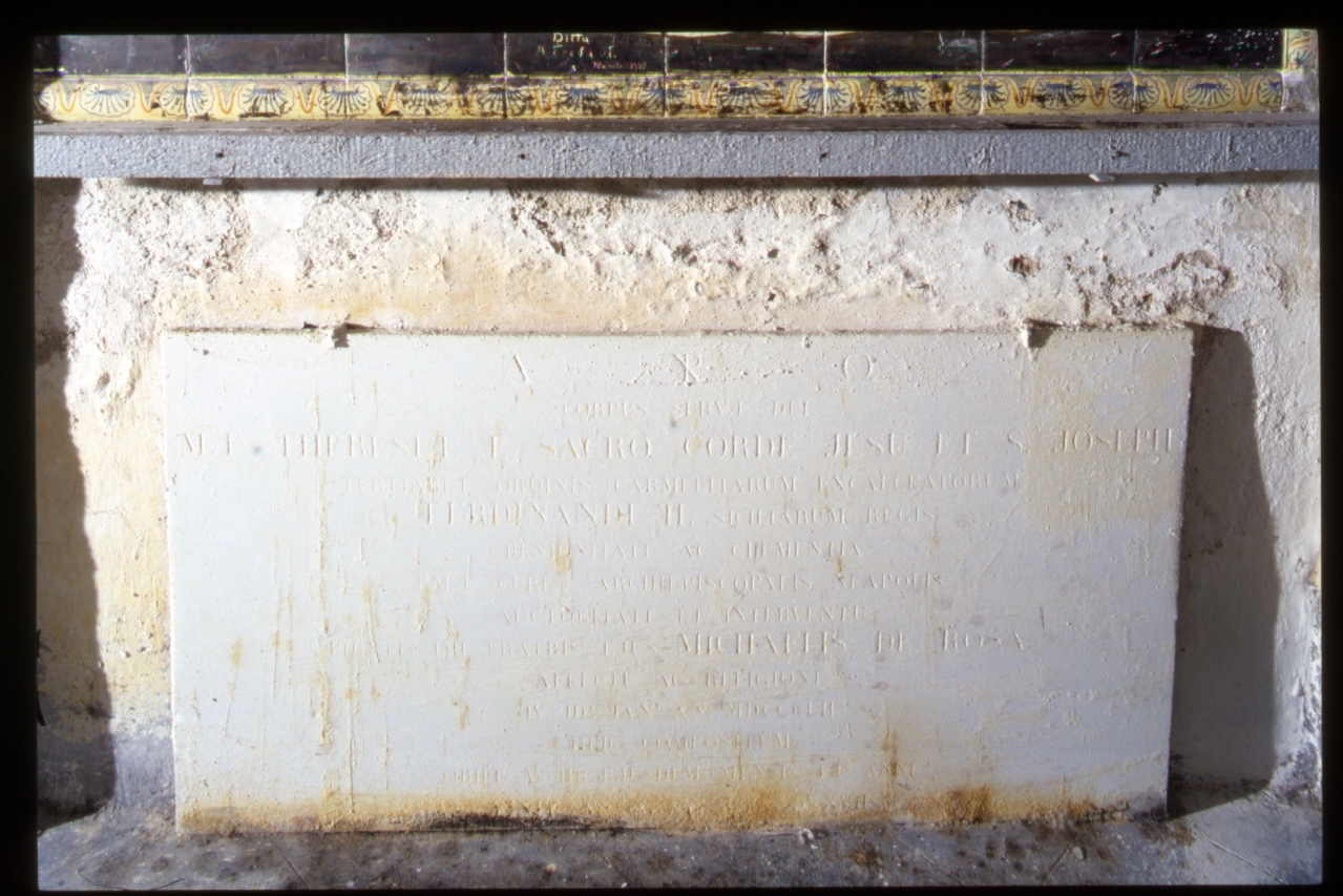 lapide tombale - bottega napoletana (metà sec. XIX)