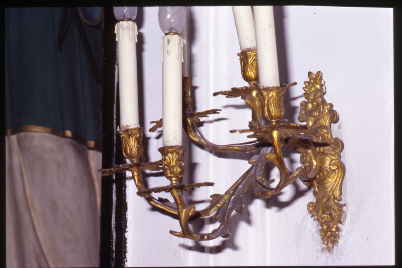 lampada - a muro, serie - bottega napoletana (seconda metà sec. XIX)