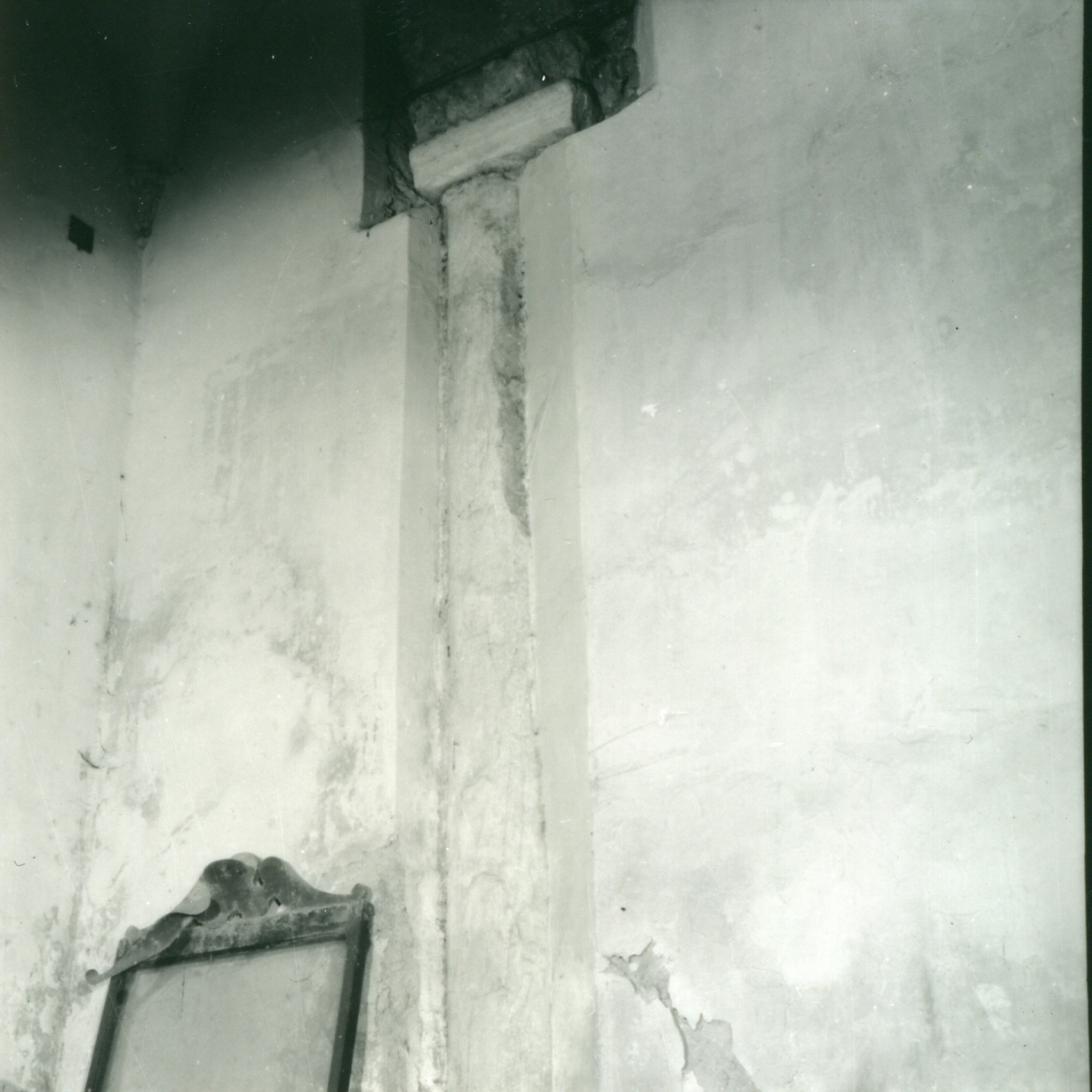 COLONNA - BOTTEGA NAPOLETANA (Metà sec. XIV)