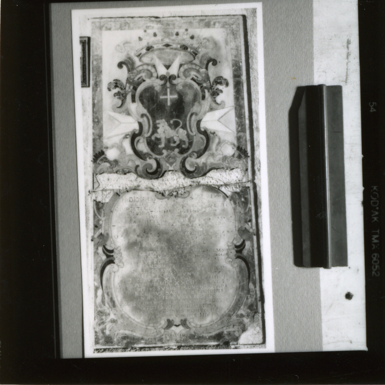 LAPIDE COMMEMORATIVA - BOTTEGA NAPOLETANA (INIZIO sec. XVIII)