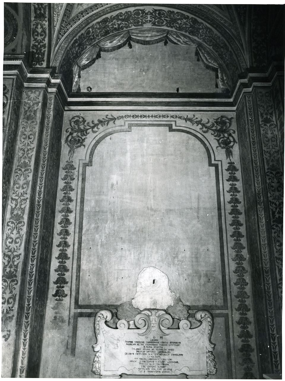 motivi decorativi vegetali con figure (decorazione pittorica) - bottega napoletana (metà sec. XVII)