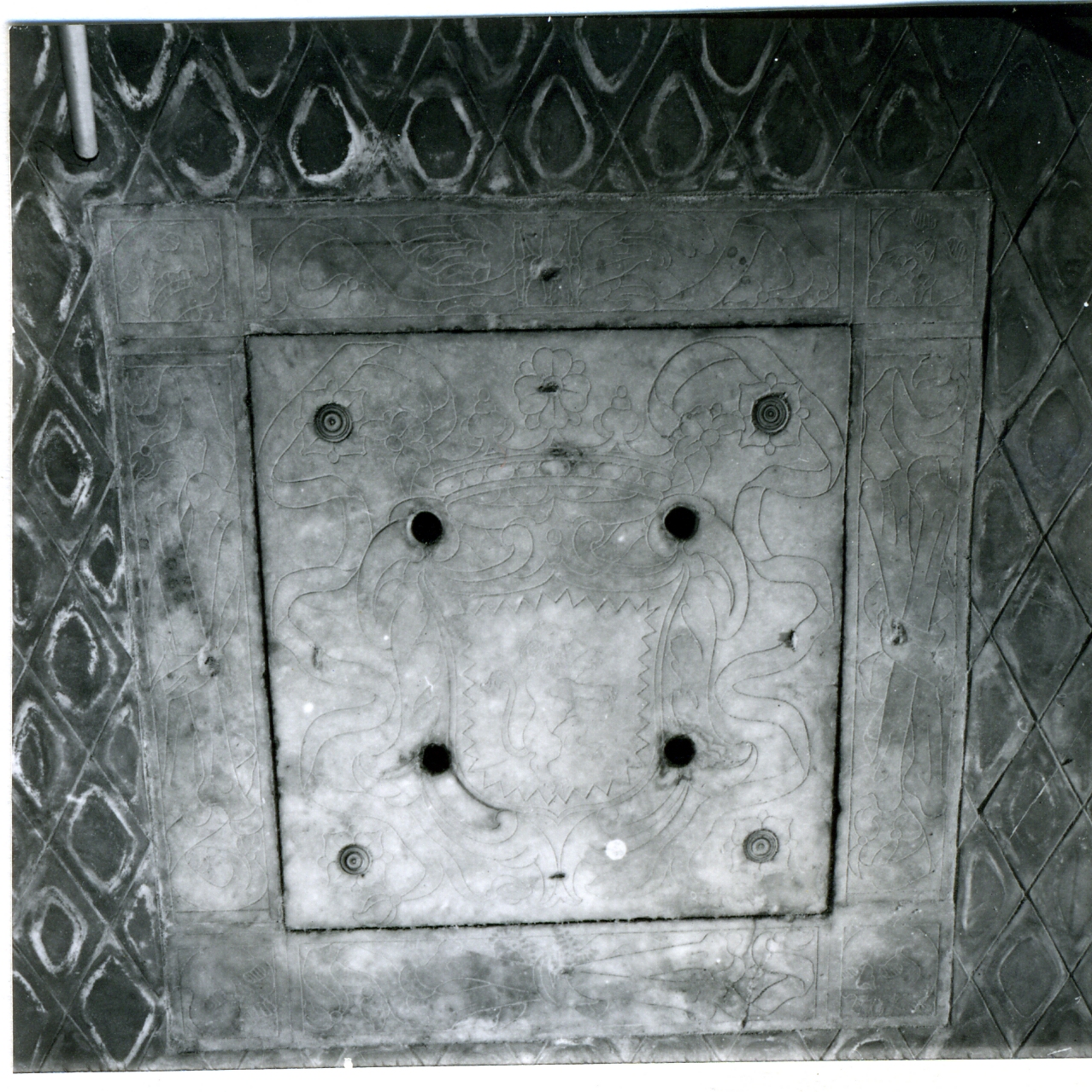 lastra tombale - bottega napoletana (fine sec. XVII)