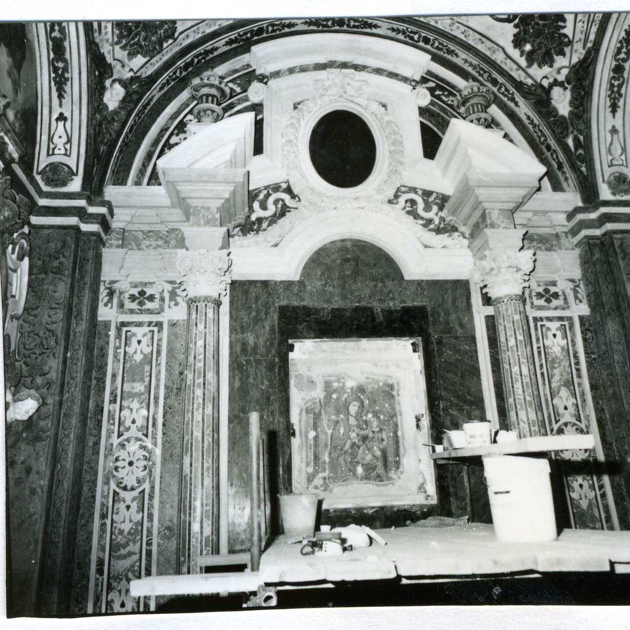 altare - bottega napoletana (fine sec. XVII)