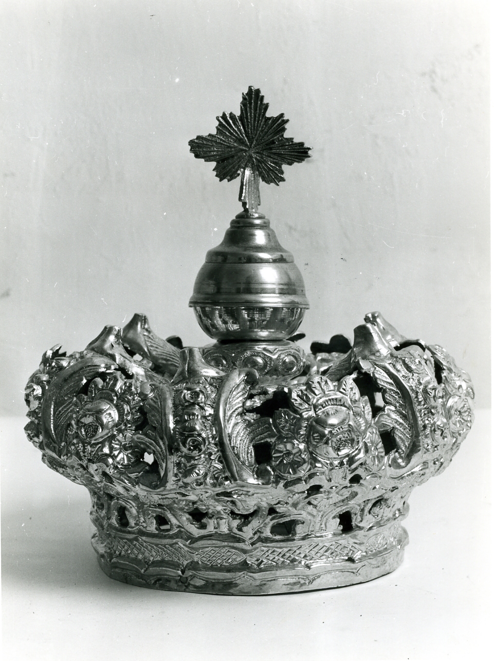 Gesù Bambino (corona da statua, elemento d'insieme) - bottega napoletana (sec. XIX)