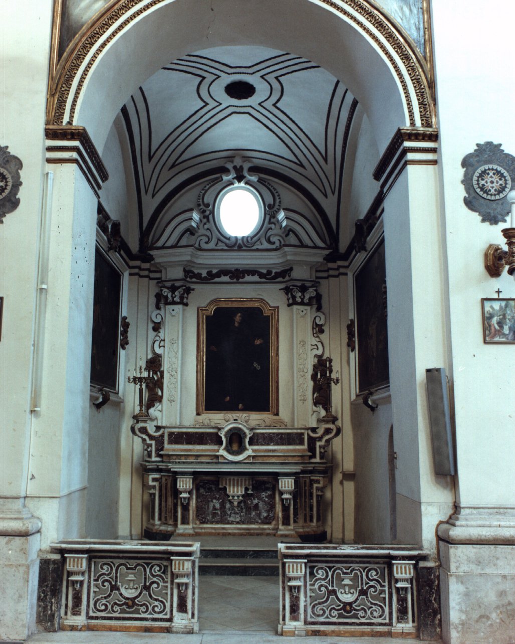 decorazione plastica - bottega napoletana (sec. XVIII)