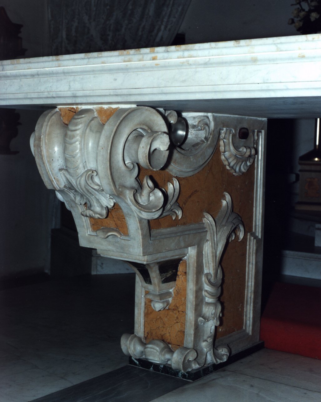 mensola di Lazzari Dionisio (metà sec. XVII)