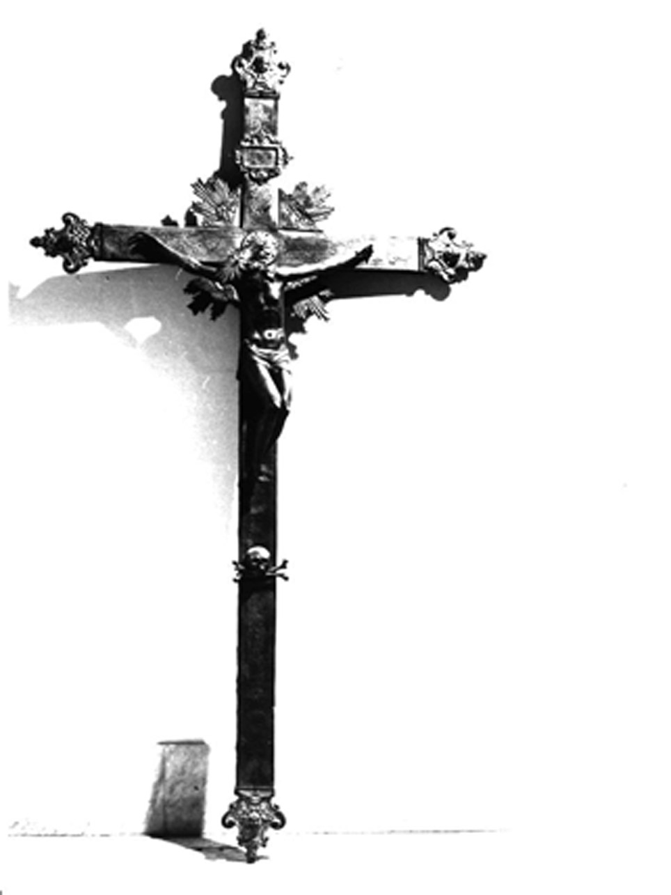 CROCE PROCESSIONALE - bottega argentiera napoletana (Prima metà sec. XVIII)