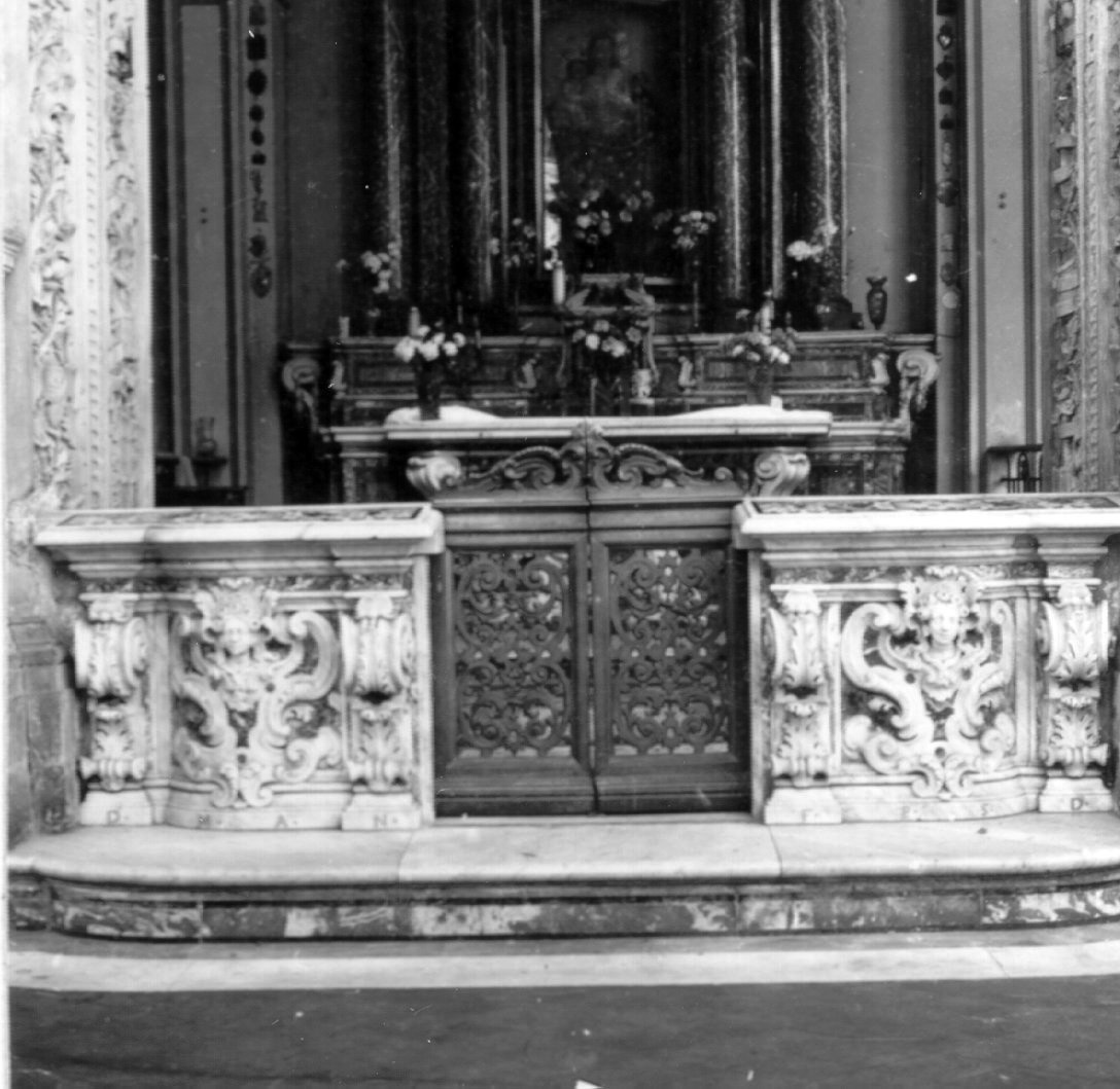 cancello di balaustrata, elemento d'insieme - bottega napoletana (sec. XVIII)