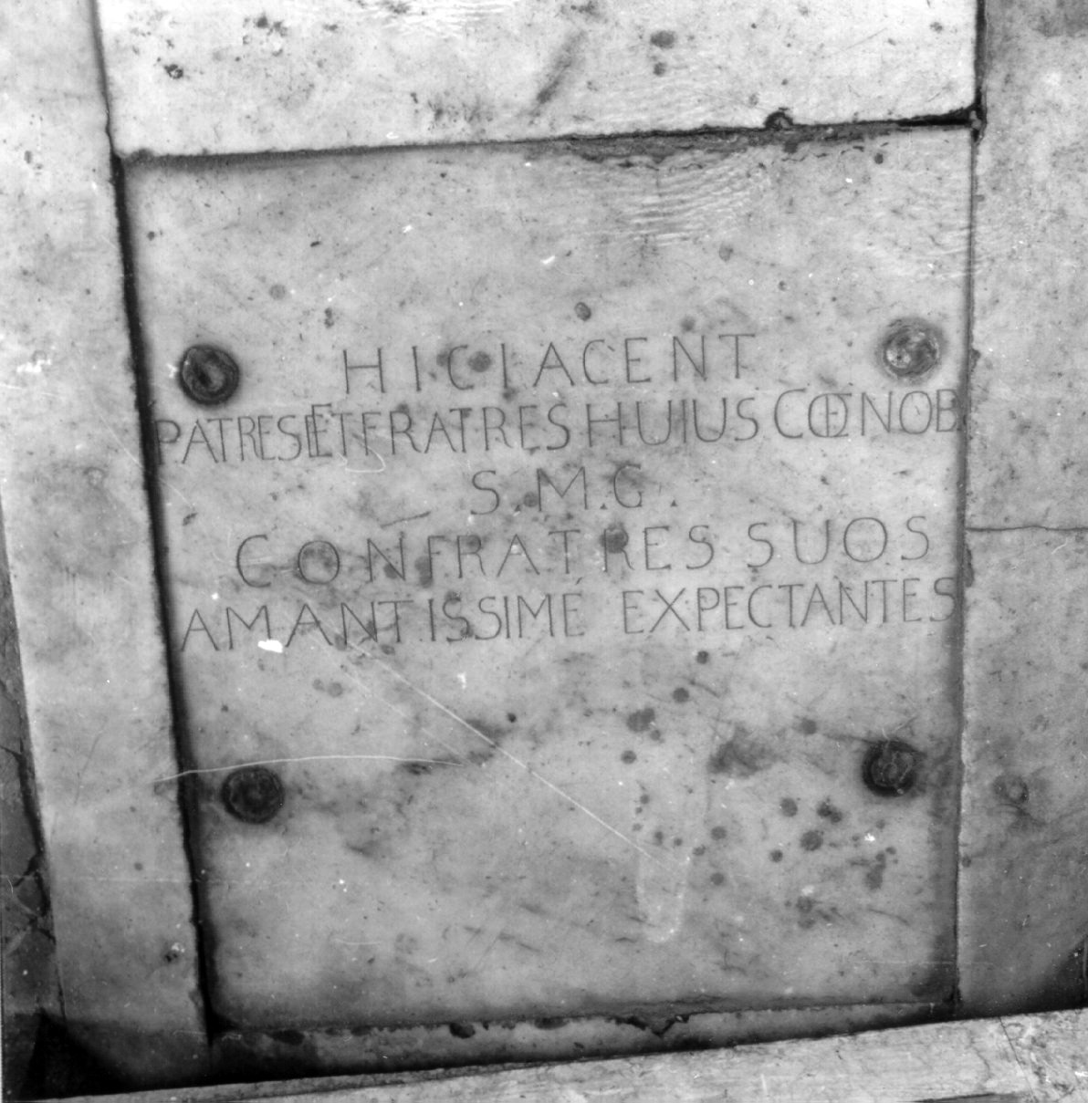 lastra tombale - bottega napoletana (metà sec. XVIII)