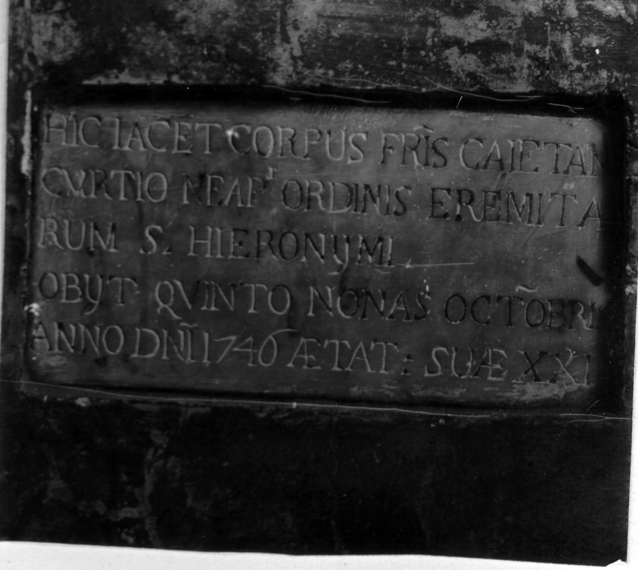 lapide tombale - bottega napoletana (sec. XVIII)