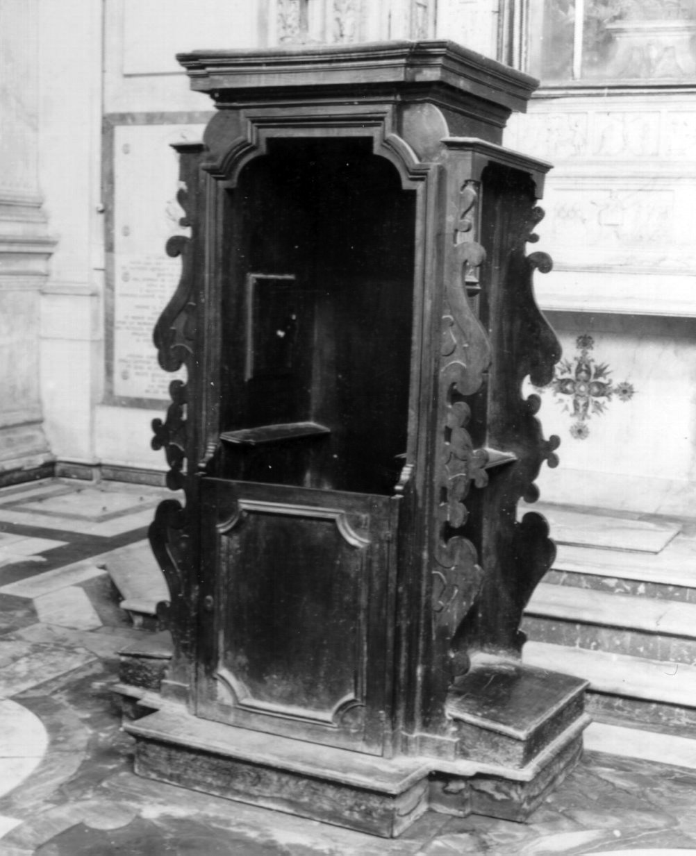 confessionale, serie - bottega napoletana (metà sec. XVIII)
