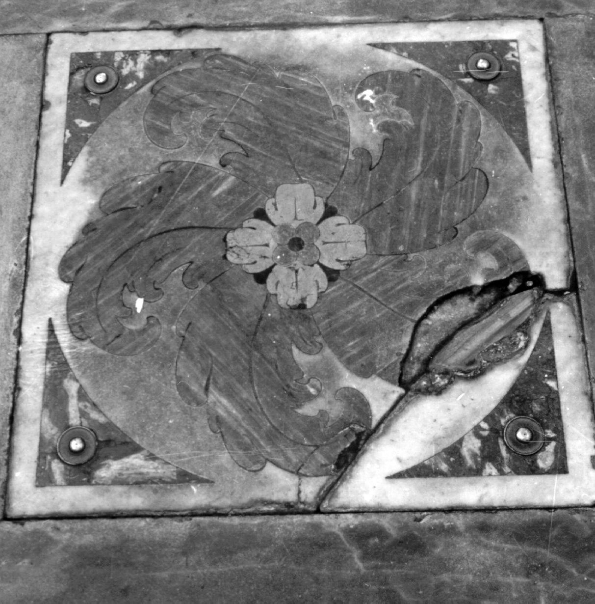 decorazione a intarsio, serie - bottega napoletana (seconda metà sec. XVII)