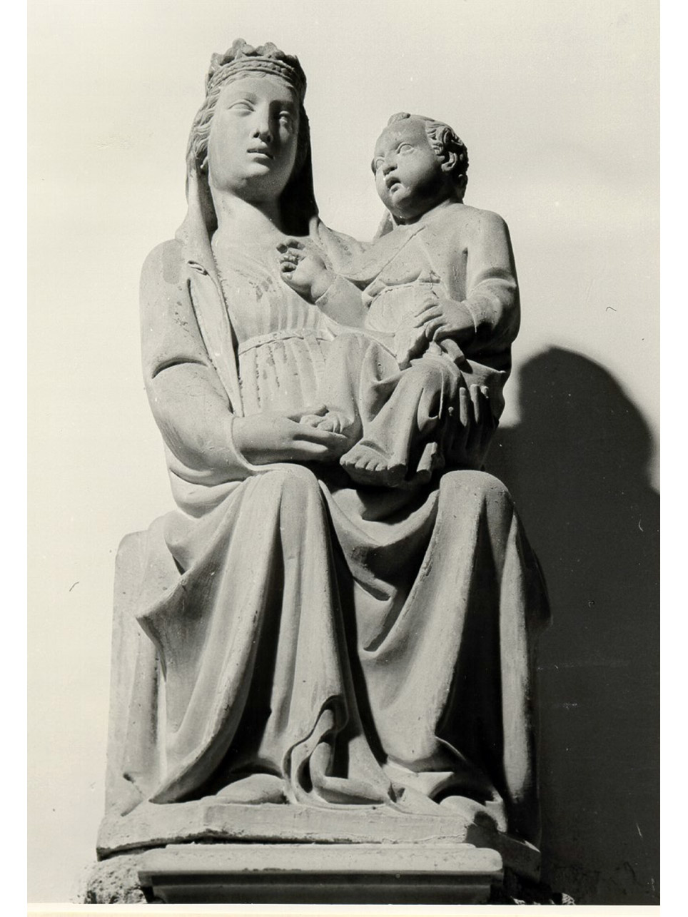 Madonna con Bambino (scultura) di Tino di Camaino (cerchia) (prima metà sec. XIV)