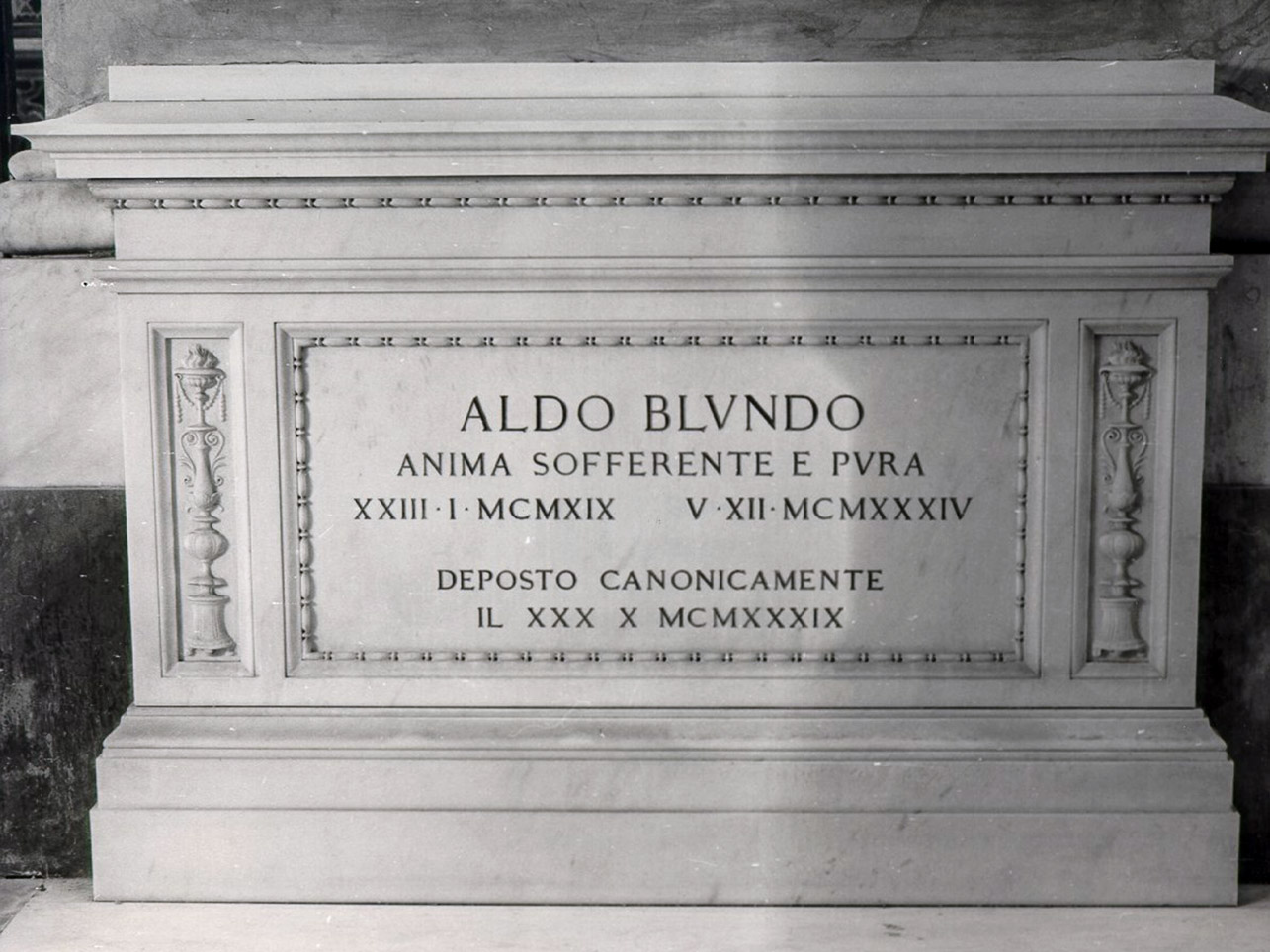 monumento funebre - bottega napoletana (sec. XX)