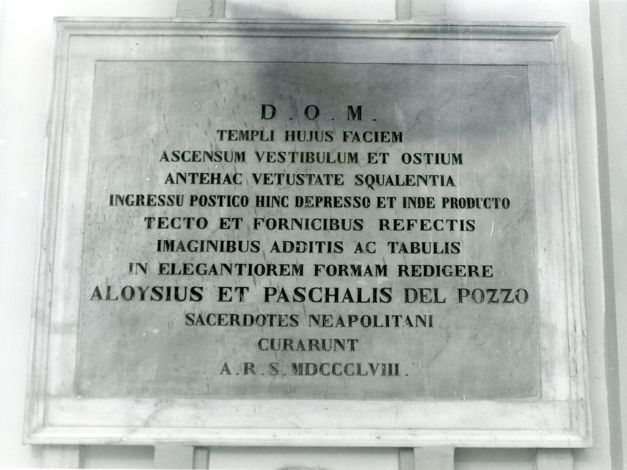 lapide celebrativa - bottega napoletana (terzo quarto sec. XIX)