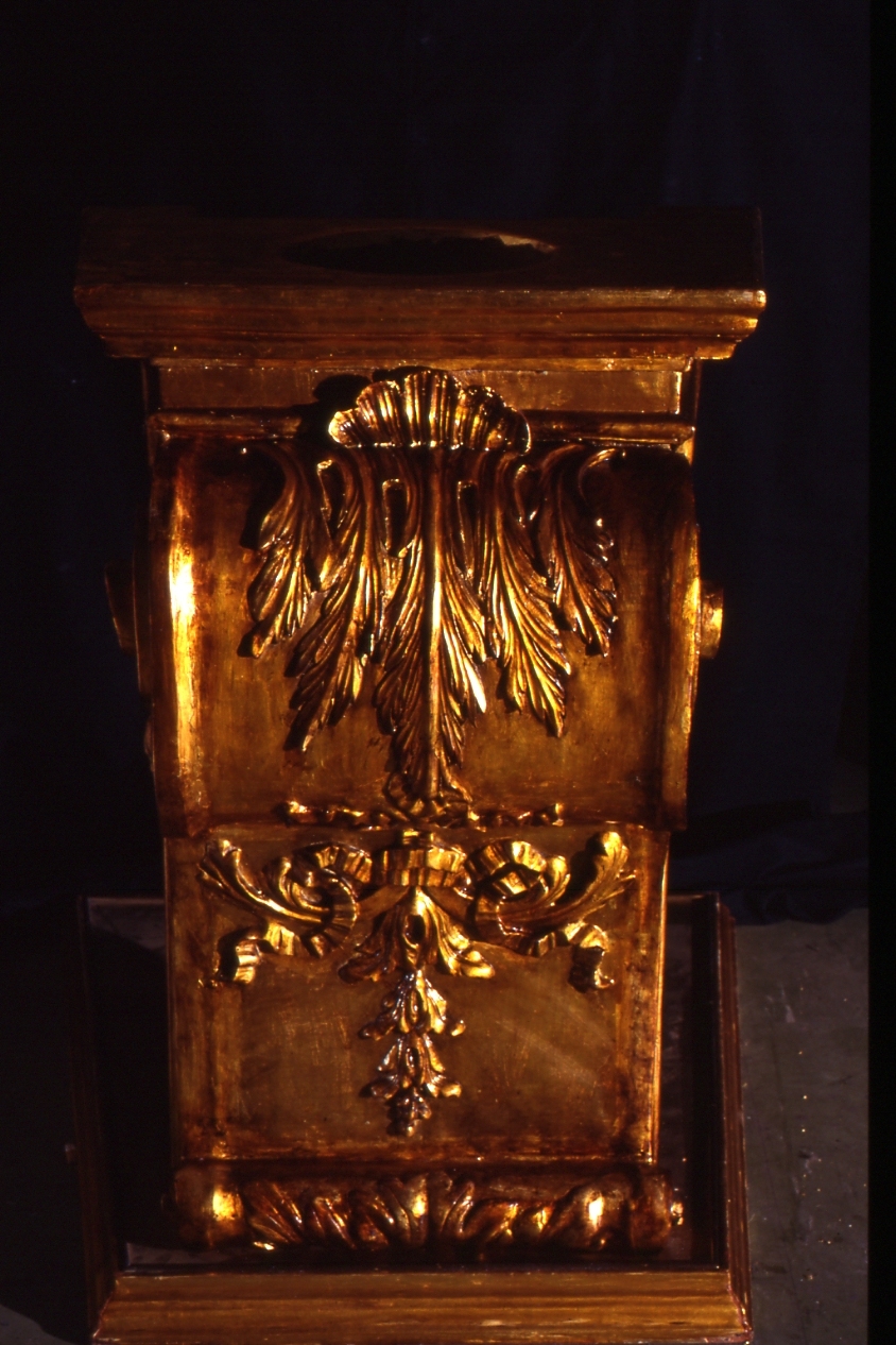 fonte battesimale - bottega napoletana (metà sec. XVIII)