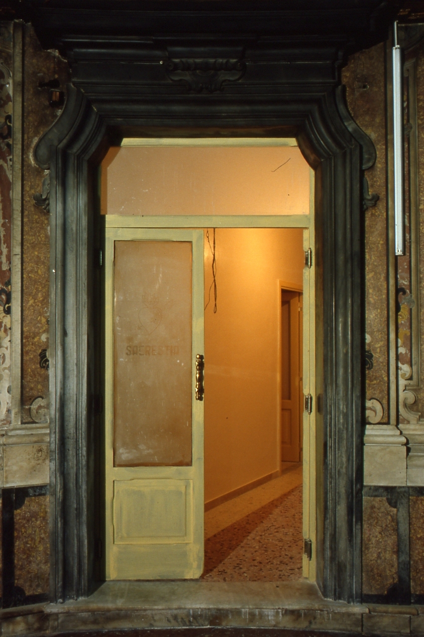 mostra di porta di Lazzari Dionisio (bottega) (ultimo quarto sec. XVII)