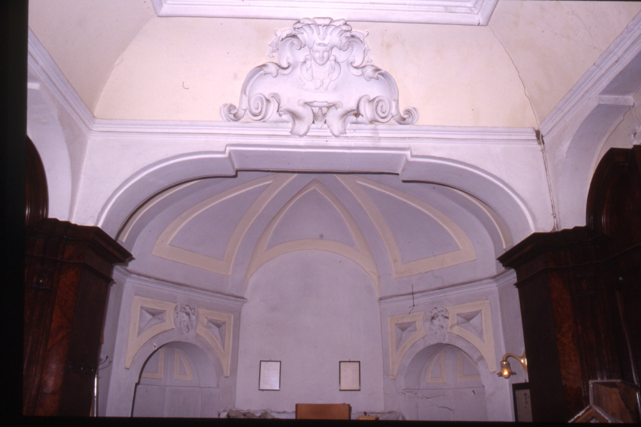 decorazione plastica di Guglielmelli Arcangelo, Santullo Domenico (sec. XVII)