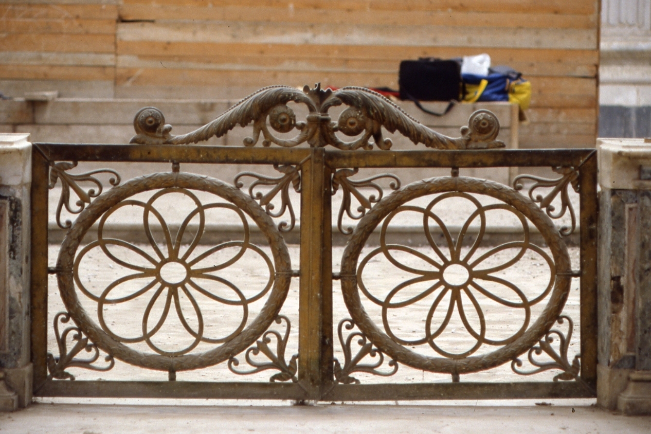 cancello di balaustrata - bottega napoletana (seconda metà sec. XVIII)