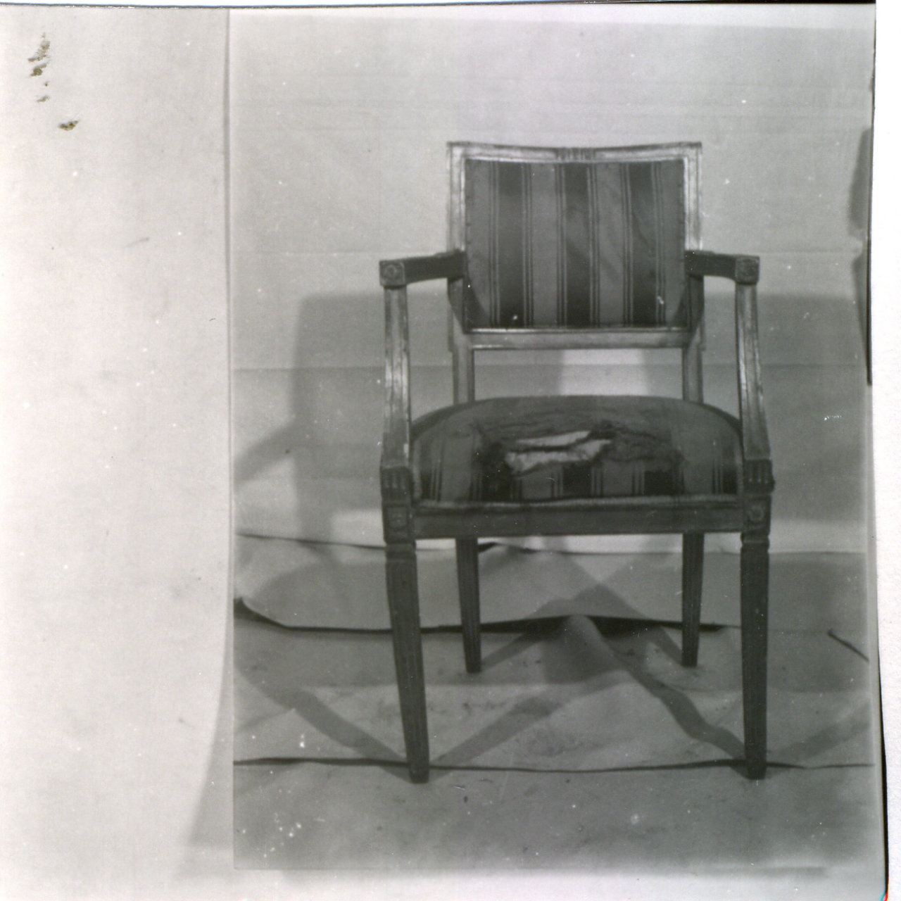 poltroncina - bottega napoletana (inizio sec. XIX)