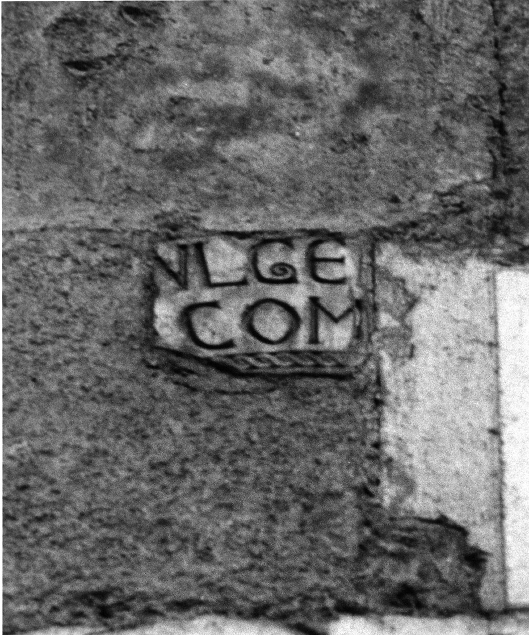 lastra, frammento - bottega napoletana (sec. XIV)