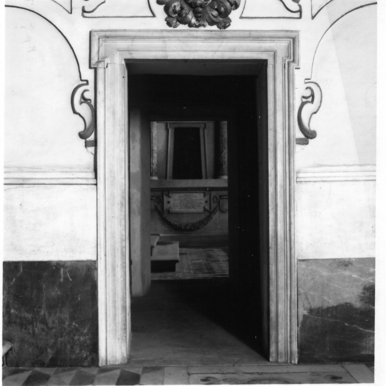 mostra di porta, serie - bottega napoletana (prima metà sec. XVII)