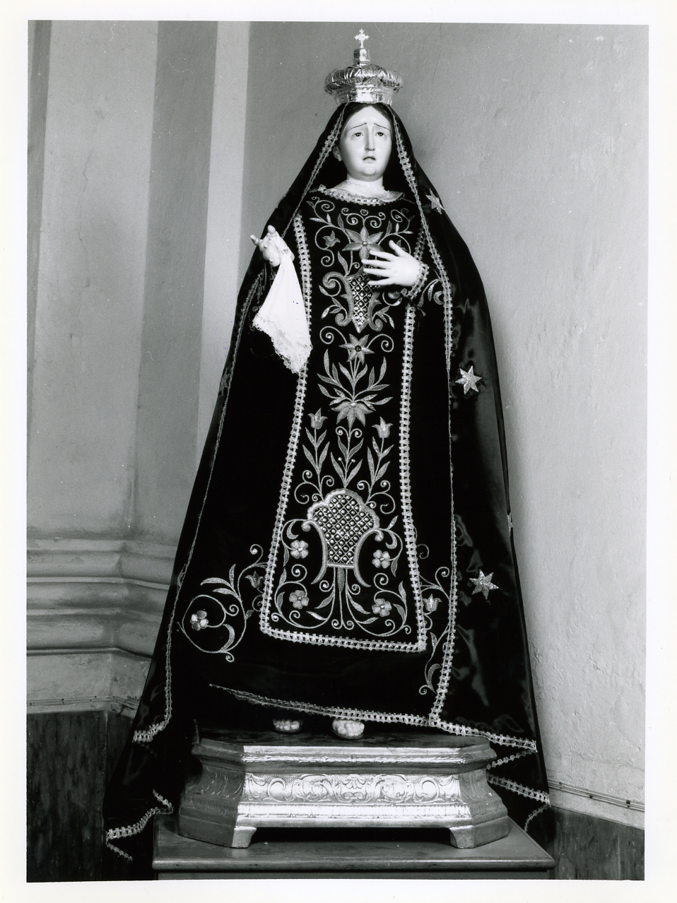 piedistallo di statua - bottega napoletana (sec. XVIII)