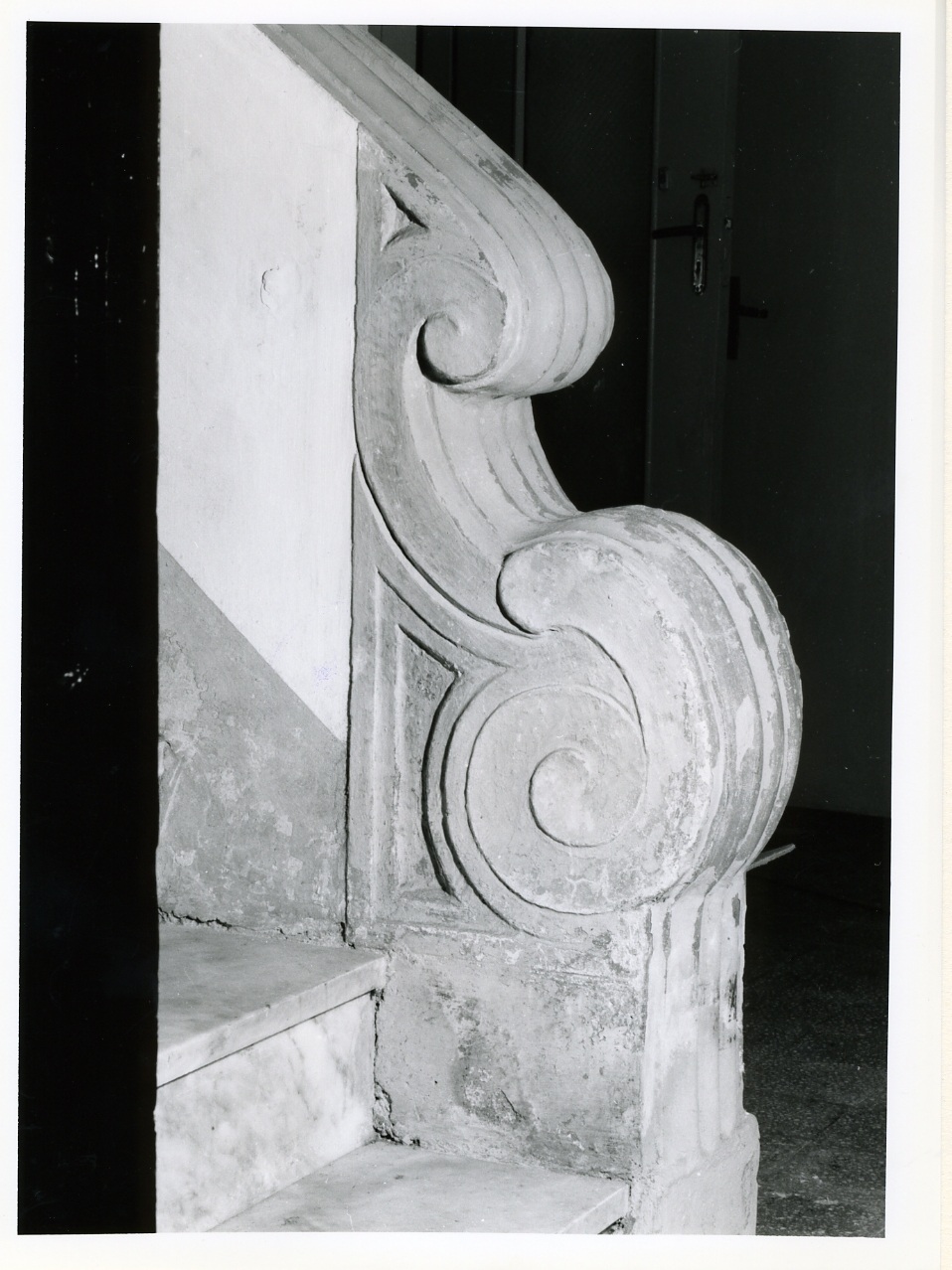 decorazione plastica - bottega napoletana (secondo quarto sec. XVII)