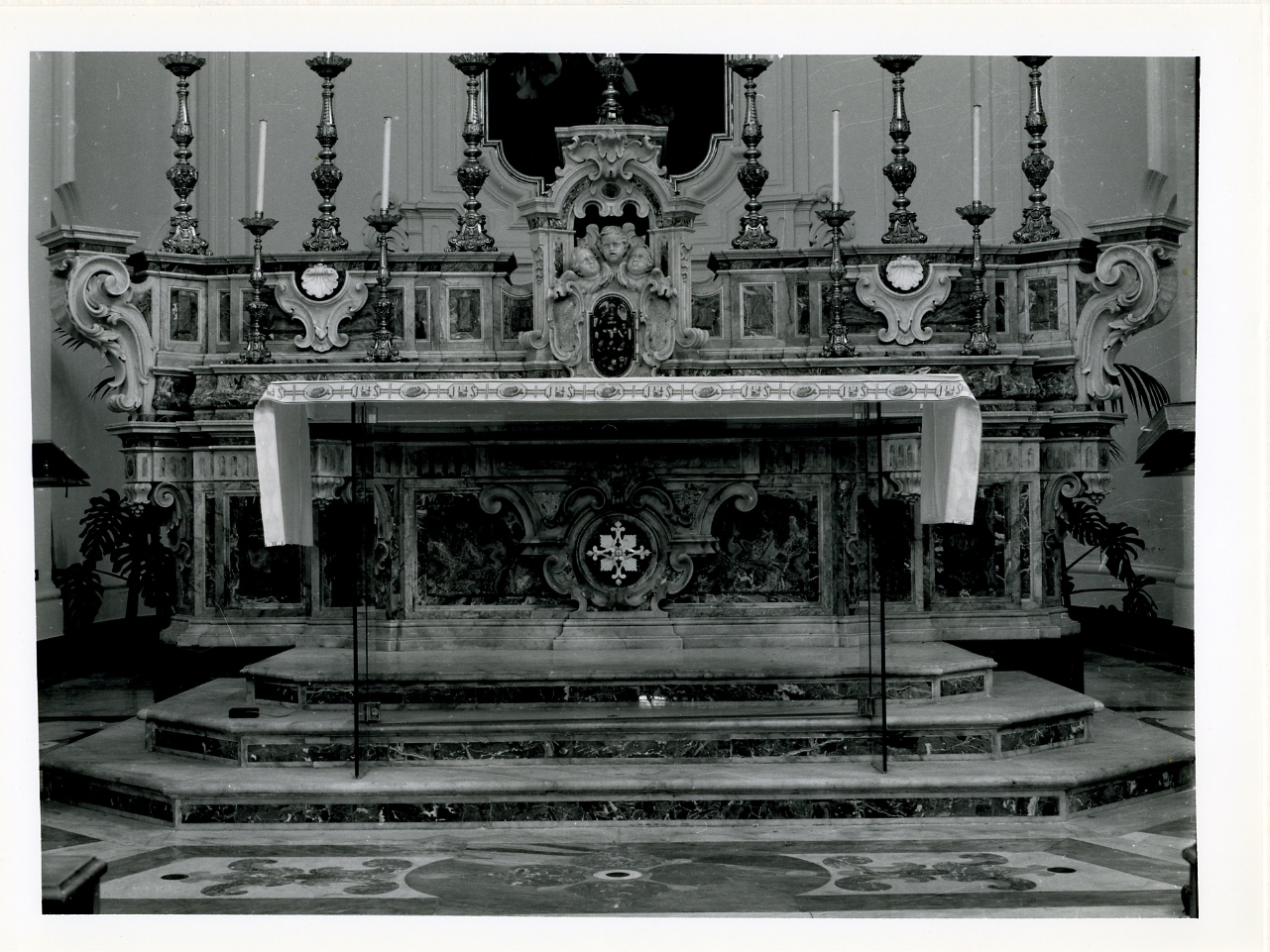 altare maggiore - bottega napoletana (sec. XVII)