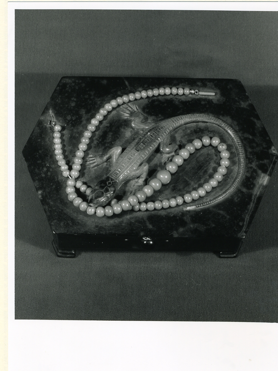 scrigno - bottega napoletana (secondo quarto sec. XX)