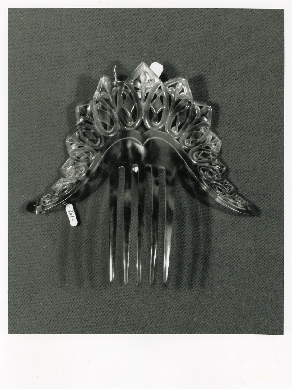 pettine - bottega napoletana (fine/inizio secc. XIX/ XX)