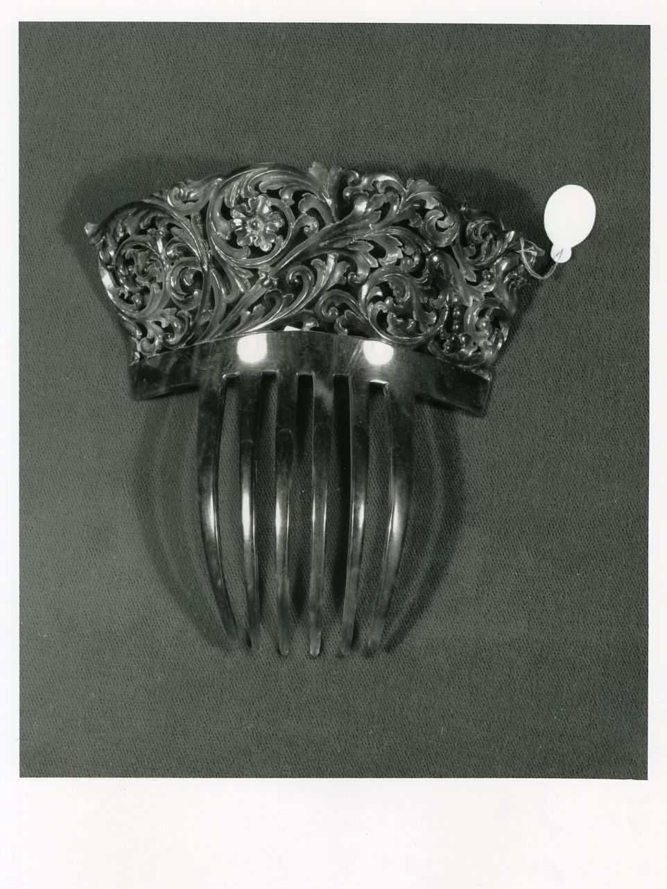 pettine - bottega napoletana (fine/inizio secc. XIX/ XX)