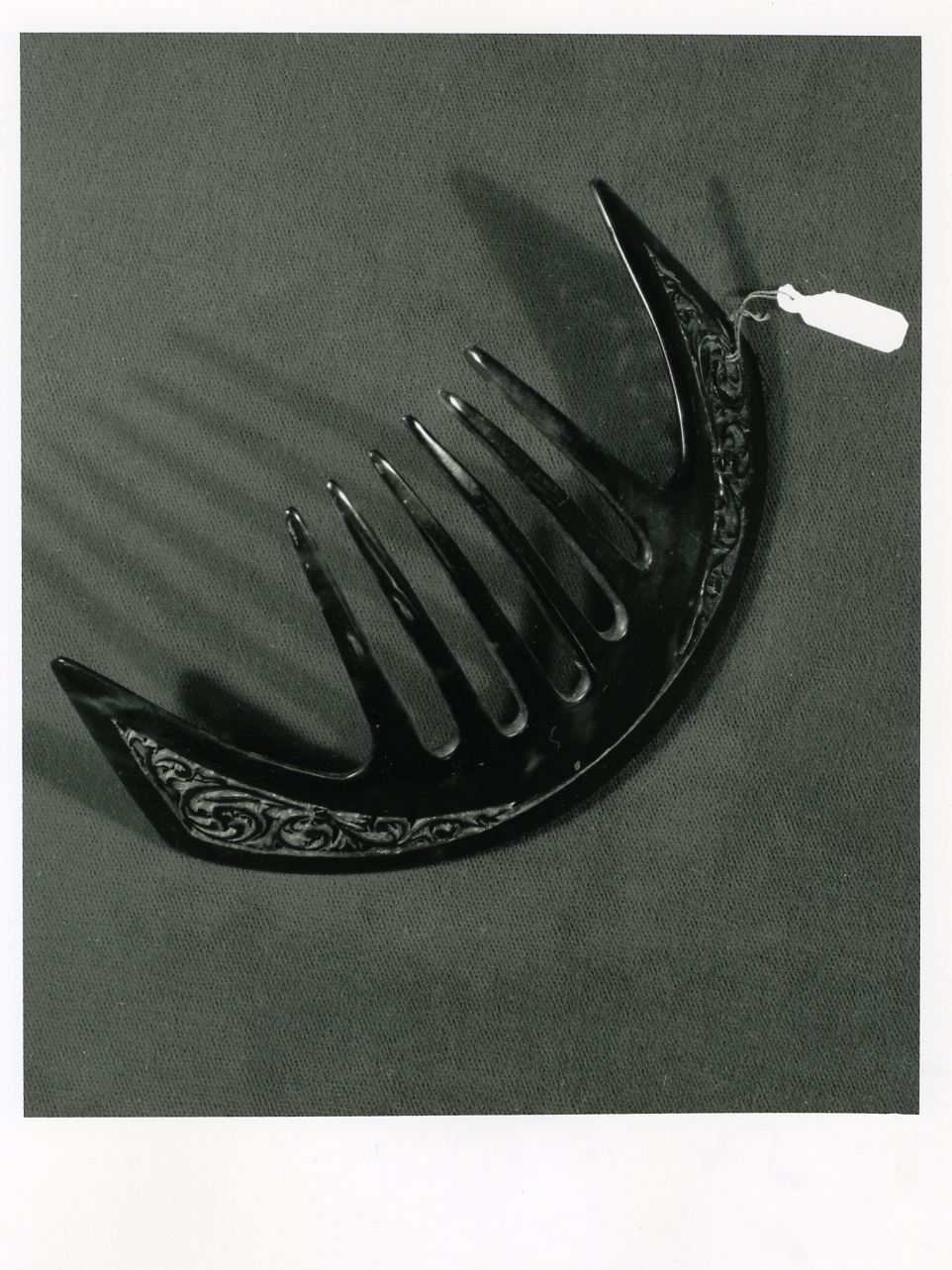 pettine - bottega napoletana (fine/inizio secc. XIX/ XX)