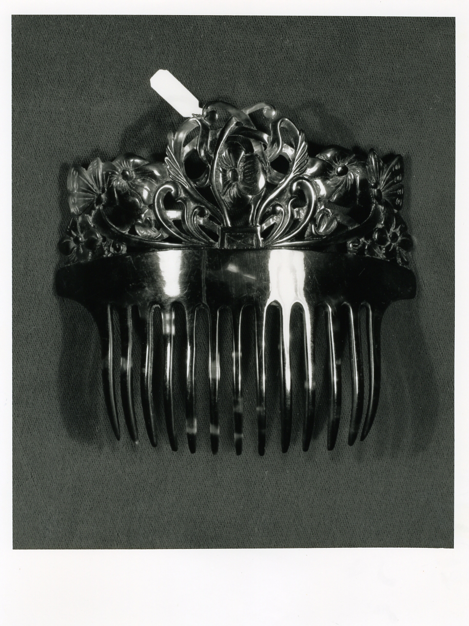 pettine - bottega napoletana (fine/inizio secc. XIX/ XX)