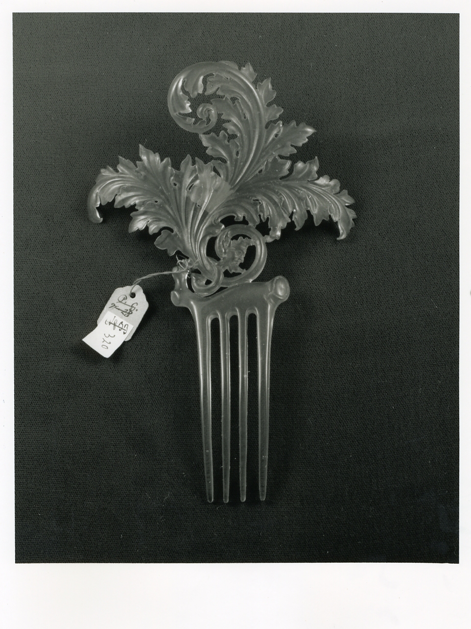 pettine - bottega napoletana (fine/inizio secc. XIX/ XX)