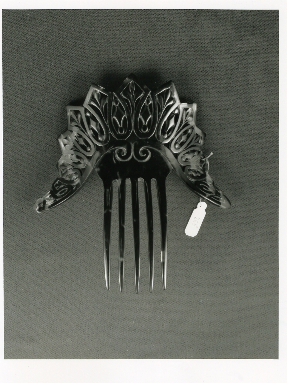 pettine - bottega napoletana (fine/inizio secc. XIX/ XX)