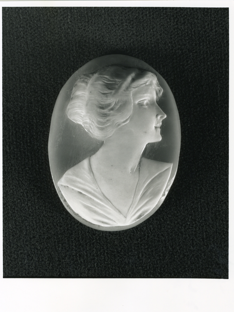 testa di donna (cammeo) - bottega napoletana (inizio sec. XX)