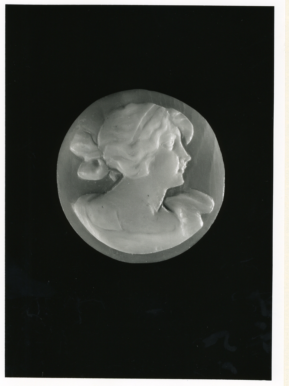 testa di donna (cammeo) - bottega napoletana (inizio sec. XX)