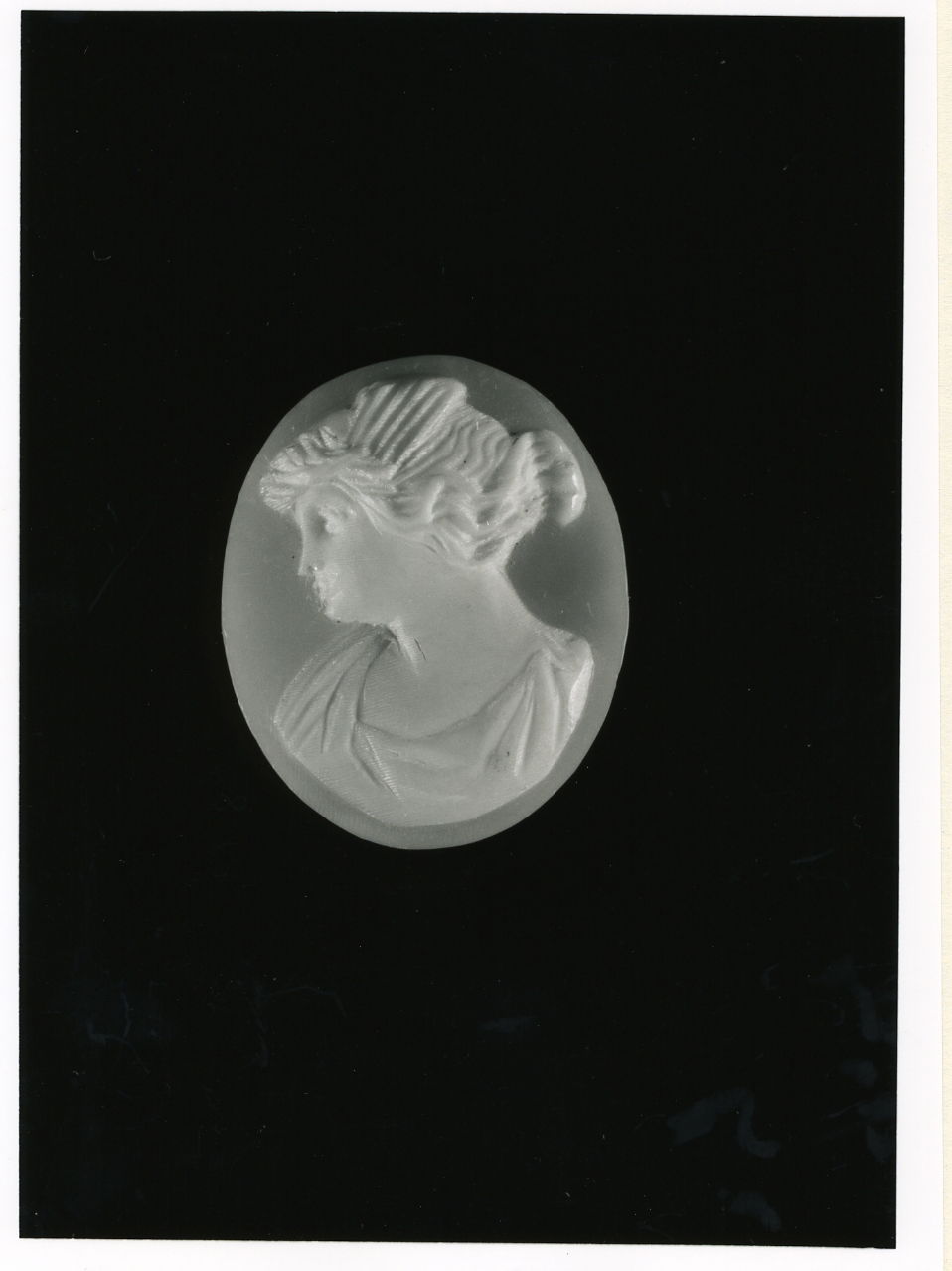 testa di donna (cammeo) - bottega napoletana (inizio sec. XX)
