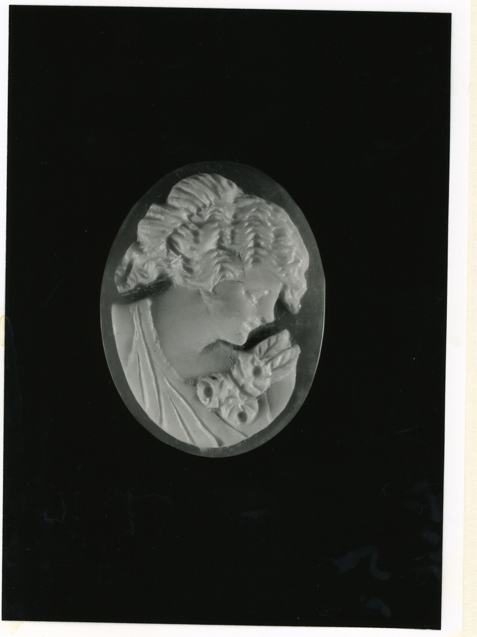 testa di donna (cammeo) di Visciano Carmine (inizio sec. XX)