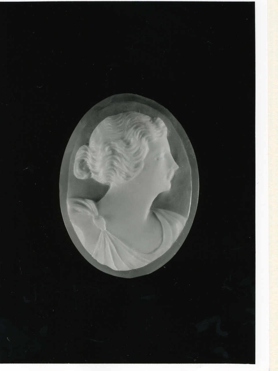 testa di donna (cammeo) - bottega napoletana (inizio sec. XX)