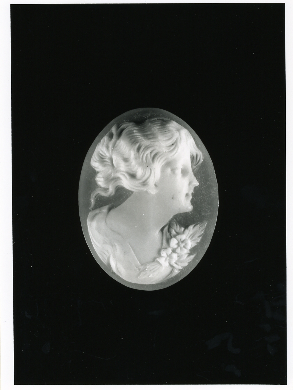 testa di donna (cammeo) - bottega napoletana (inizio sec. XX)