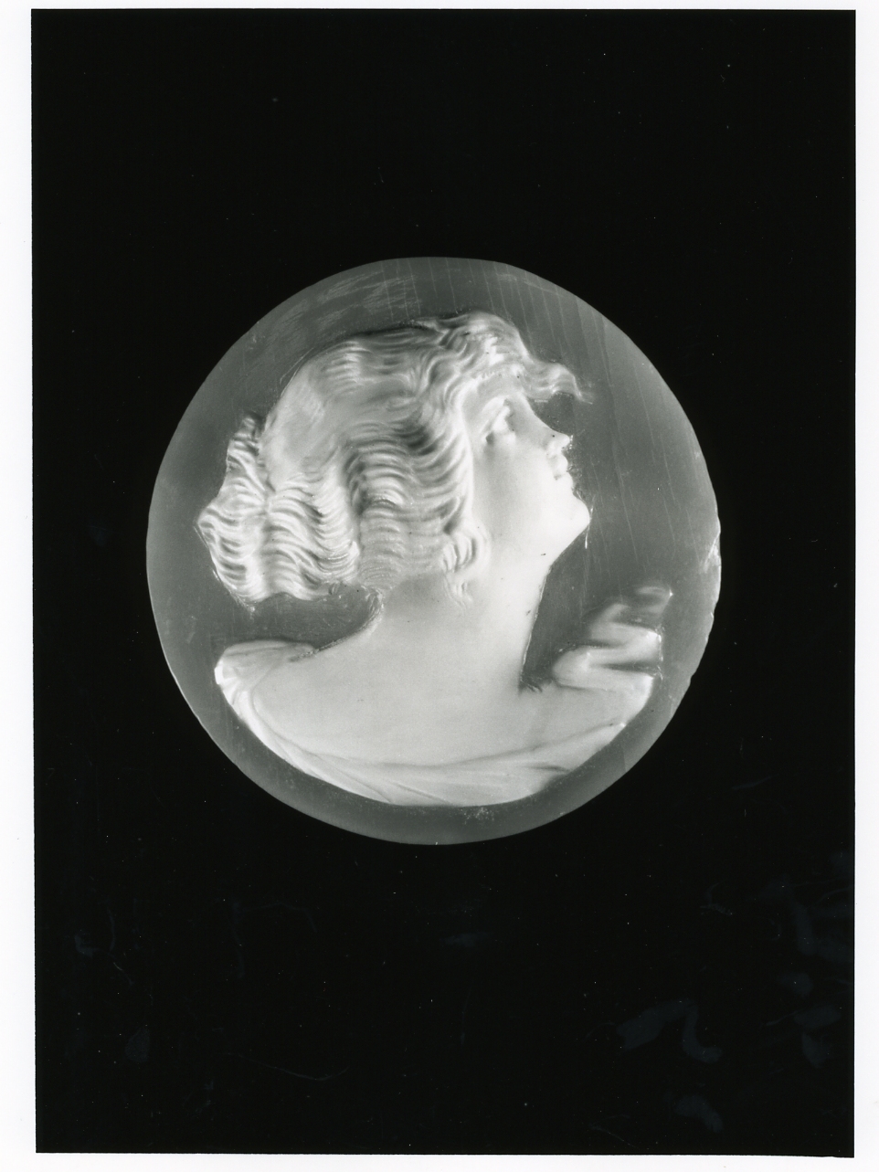 testa di donna (cammeo) - bottega napoletana (inizio sec. XX)