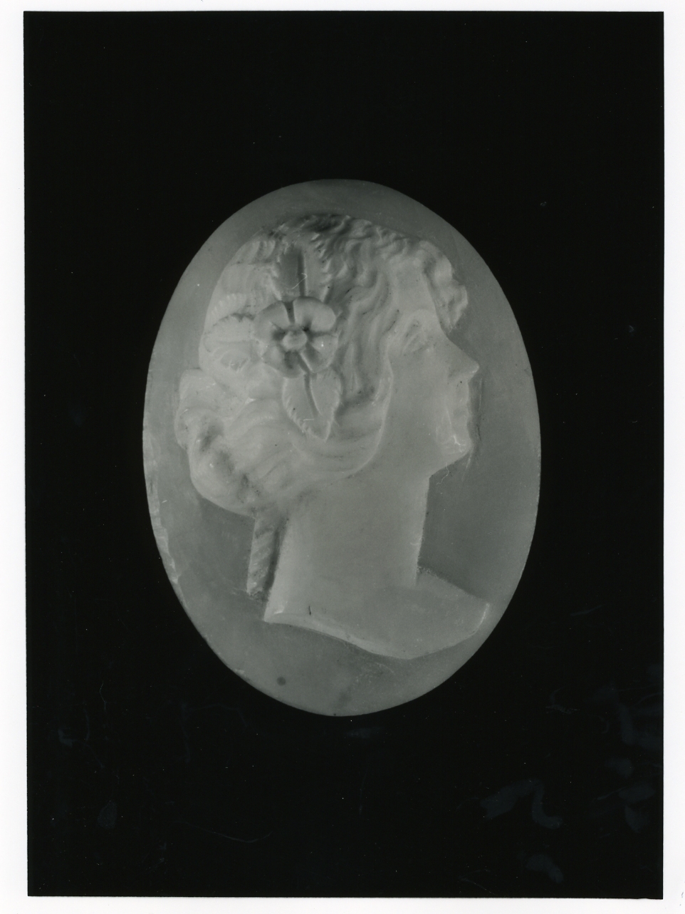 testa di donna (cammeo) - bottega napoletana (inizio sec. XX)