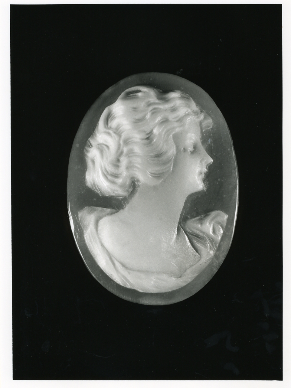 testa di donna (cammeo) - bottega napoletana (inizio sec. XX)